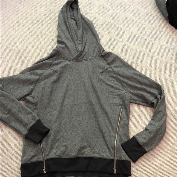 LULULEMON SWEATSHIRT with hood - Picture 1 of 7